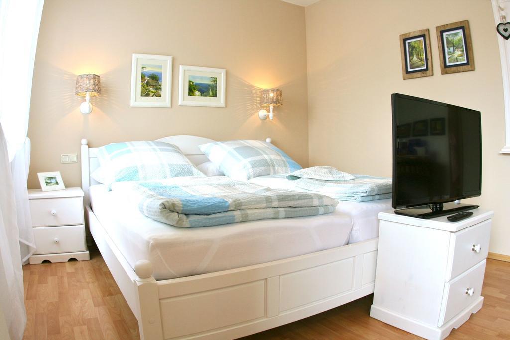 Ferienwohnung Salzinsel Binz Zimmer foto